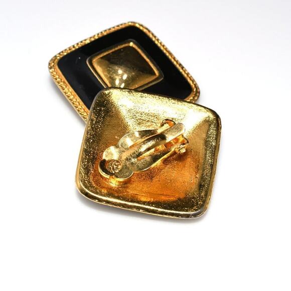Vintage Premier USA Large Black Enamel Gold Tone Clip Earrings, 1 1/2 Inches - Picture 10 of 10